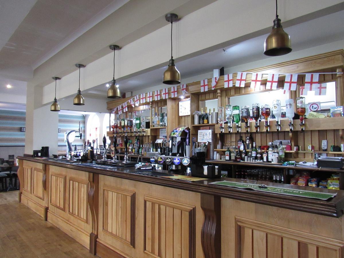Pear Tree Inn Welwyn Garden City Exterior foto